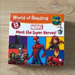 Marvel Super Heroes Reading Set of 12